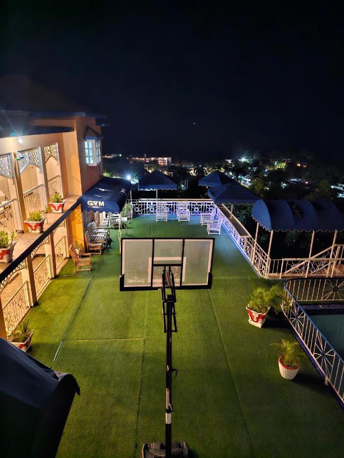 Big Apple Hotel Montego Bay Exterior photo