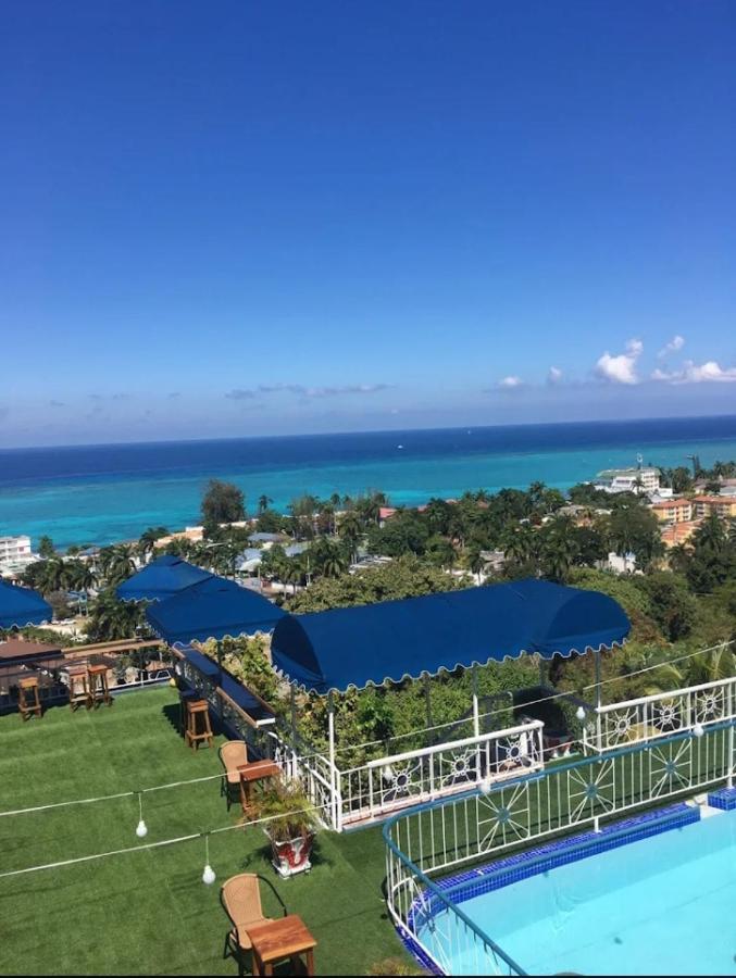 Big Apple Hotel Montego Bay Exterior photo